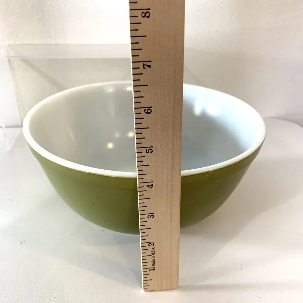 Vintage Pyrex 475‑B Avocado Green Mixing Bowl – 2½ Qt USA 1960s-1970s